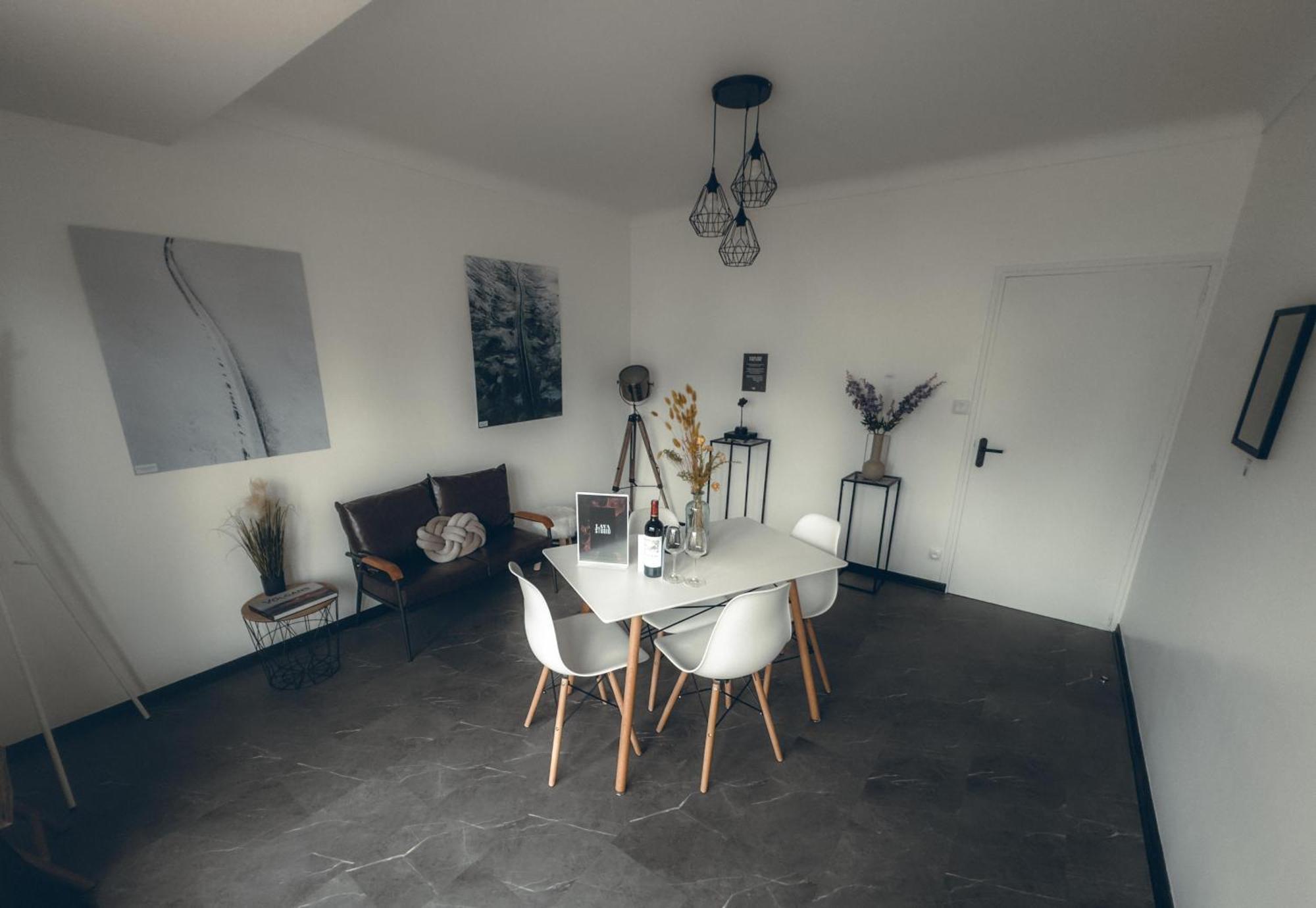 Lava Studio Poitiers Buitenkant foto